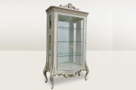 曲線優美、色彩雅致，的簡歐風格酒柜。高端白色酒柜