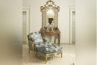 Pigoli 皮溝里歐式花型布藝金色實木單位休閑沙發