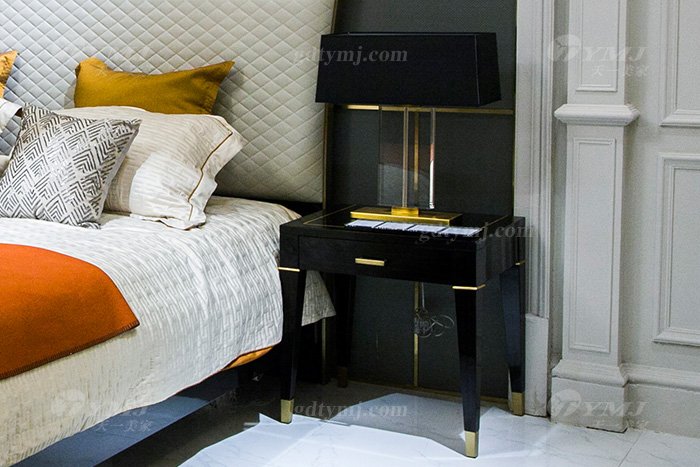 高端奢華豪宅家具別墅會所家具品牌輕奢現代風臥室實木黑檀大床組合床頭柜