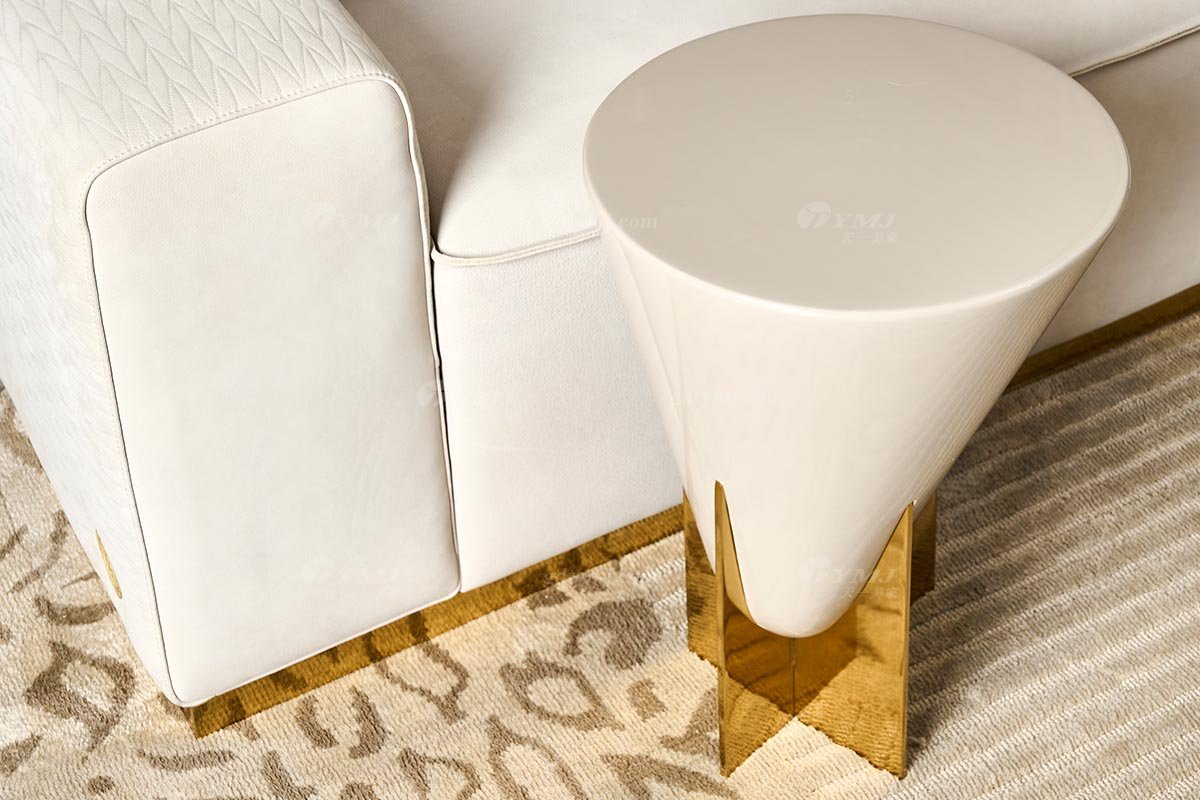 意式輕奢家具高端別墅會所家用時尚創意高級鈦金屬小方幾角幾FB122H2R場景