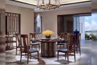 唯美到極致的新中式風(fēng)格紅木家具餐桌，彰顯著一份獨特的東方文化品位！