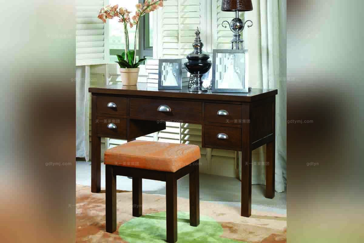 實(shí)木妝臺